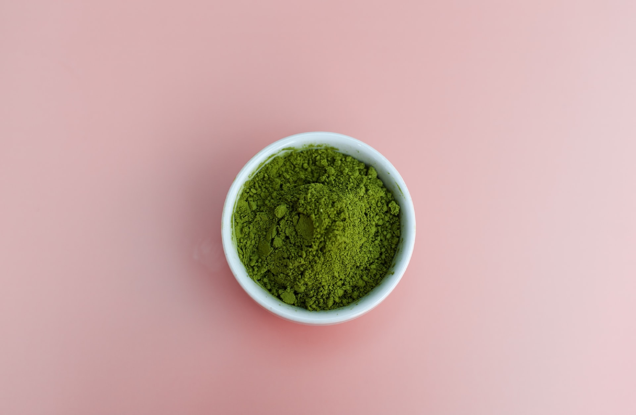 Jaké výhody a vliv na zdraví má matcha čaj? 